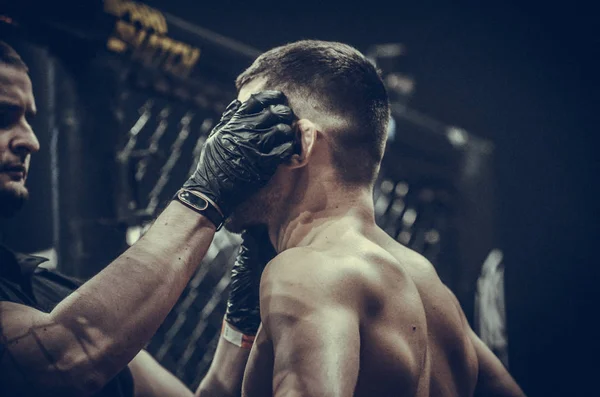 Kiev, Ukraina-mars 02, 2019: Grozdev Nikolay MMA fighters ENT — Stockfoto