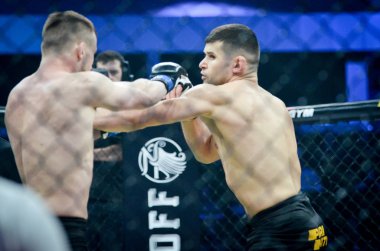 Kiev, Ukrayna - 02 Mart 2019: Lazarevich Eduard mma savaşçıları 