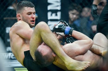 Kiev, Ukrayna - 02 Mart 2019: Lazarevich Eduard mma savaşçıları 