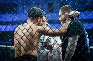 Kiev, Ukrayna - 02 Mart 2019: Grozdev Nikolay mma savaşçıları kazandı