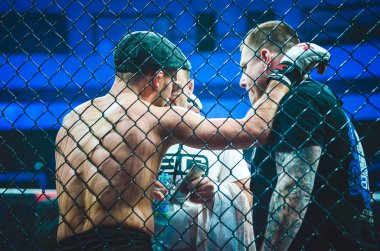 Kiev, Ukrayna - 02 Mart 2019: Grozdev Nikolay mma savaşçıları kazandı