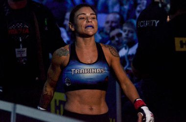 Kiev, Ukrayna - 02 Mart 2019: Edna Oliveira mma kız savaşçılar 