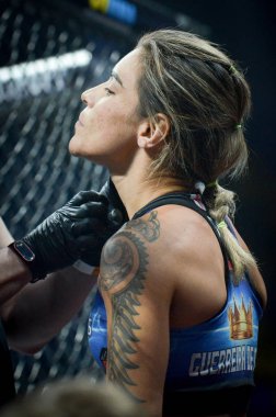 Kiev, Ukrayna - 02 Mart 2019: Edna Oliveira mma kız savaşçılar 