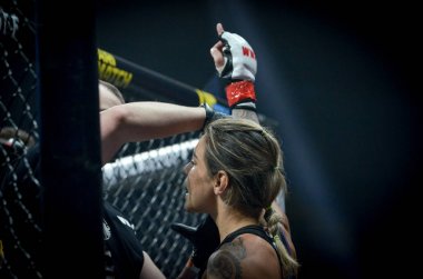 Kiev, Ukrayna - 02 Mart 2019: Edna Oliveira mma kız savaşçılar 