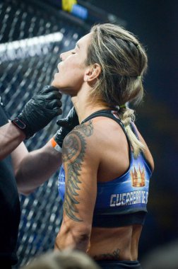Kiev, Ukrayna - 02 Mart 2019: Edna Oliveira mma kız savaşçılar 