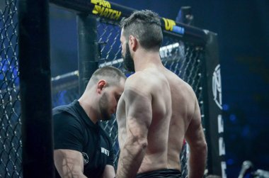 Kiev, Ukrayna - 02 Mart 2019: Paata Chapelia mma savaşçıları ente