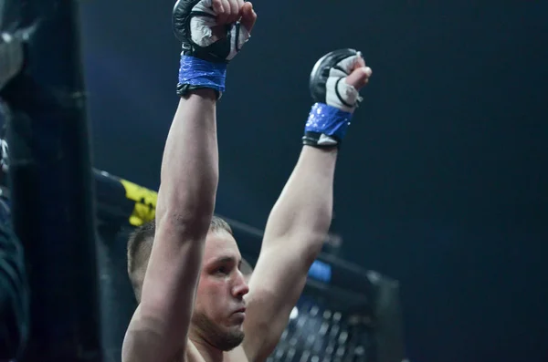 Kiev, Ukraina-mars 02, 2019: Lazarevich Eduard MMA fighters e — Stockfoto
