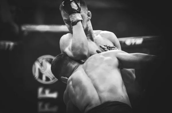 Kyjev, Ukrajina-březen 02, 2019: stíhačky Lazarevič Eduard MMA — Stock fotografie