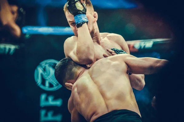 Kyjev, Ukrajina-březen 02, 2019: stíhačky Lazarevič Eduard MMA — Stock fotografie