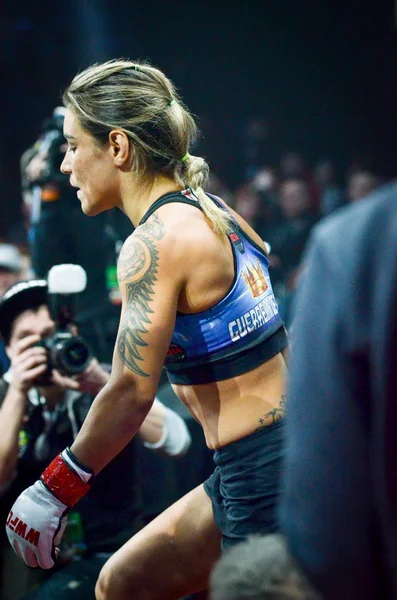 Kiev, Ukrayna - 02 Mart 2019: Edna Oliveira mma kız savaşçılar 