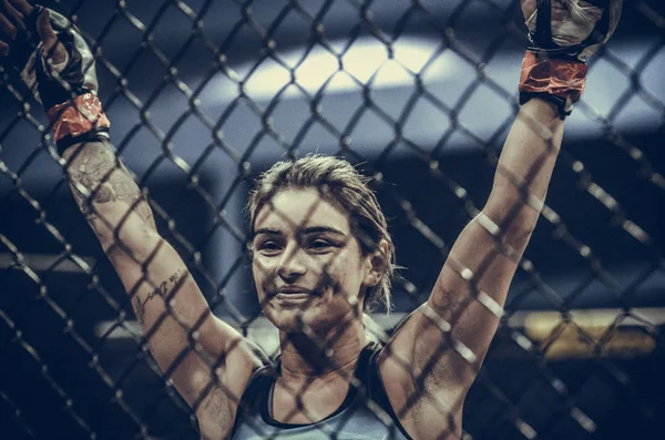 Kiev, Ukrayna - 02 Mart 2019: Edna Oliveira mma kız savaşçılar 