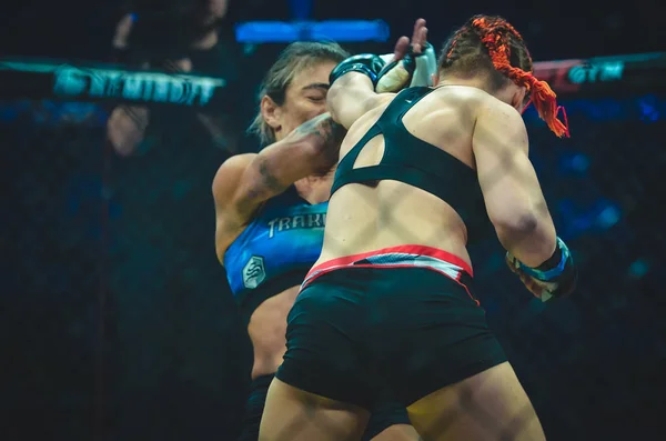 Kiev, Ucrânia - 02 de março de 2019: Svetlana Gotsyk mma girl fight — Fotografia de Stock