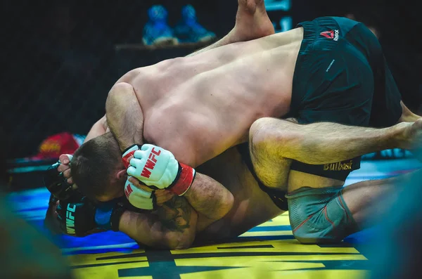 Kiev, Oekraïne-maart 02, 2019: Mikhail Odintsov MMA Fighters f — Stockfoto