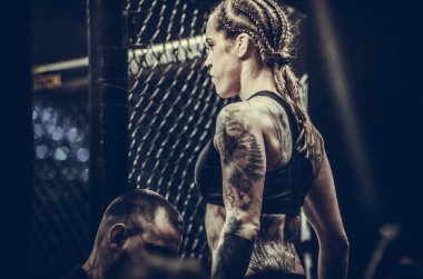 Kiev, Ukrayna - 02 Mart 2019: Eva Duarte mma kız savaşçıları ent