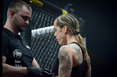 Kiev, Ukrayna - 02 Mart 2019: Eva Duarte mma kız savaşçıları ent