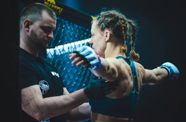 Kiev, Ukrayna - 02 Mart 2019: Sormova Magdaalena mma kız figh