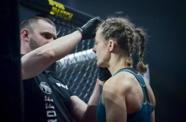 Kiev, Ukrayna - 02 Mart 2019: Sormova Magdaalena mma kız figh