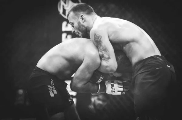 Kiev, Ucrania - 02 de marzo de 2019: Mikhail Odintsov mma fighters f — Foto de Stock