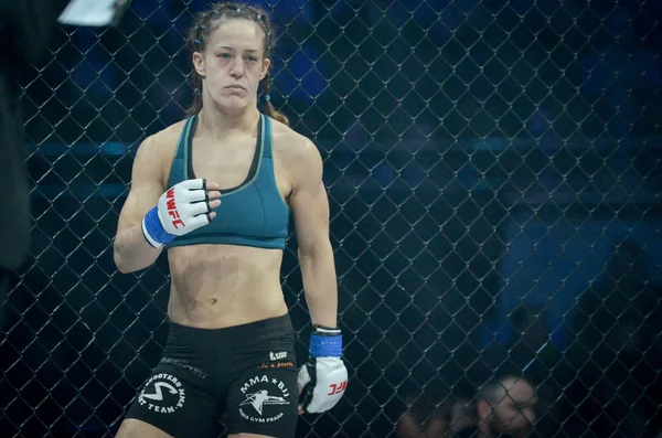 Kiev, Ukraina-mars 02, 2019: sormova magdaalena MMA Girl kämpar — Stockfoto