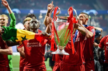 Madrid, İspanya - 01 Mayıs 2019: Sadio Mane ve Liverpool oyuncuları ce