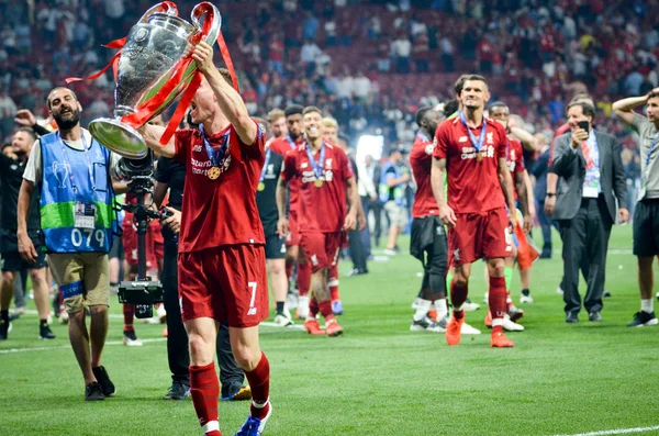 Madrid, Spain - 01 MAY 2019: James Milner with with Cup celebrat — Stock Photo, Image