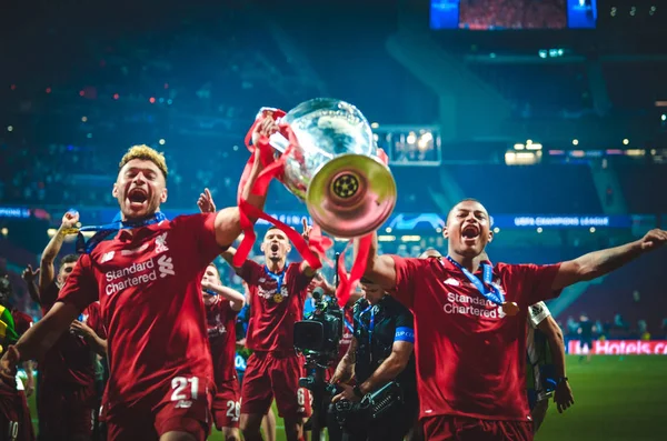 Madrid, Spain - 01 MAY 2019: Chamberlain and Rhian Brewster cele — Stock Photo, Image