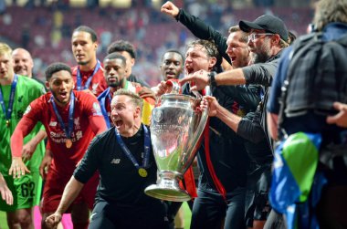 Madrid, İspanya - 01 Mayıs 2019: Jurgen Klopp ve Liverpool oyuncuları 