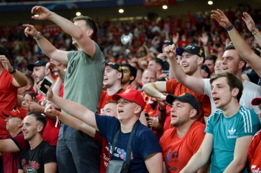 Madrid, İspanya - 01 Mayıs 2019: Liverpool taraftarları ve seyircileri