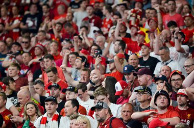 Madrid, İspanya - 01 Mayıs 2019: Liverpool taraftarları ve seyircileri