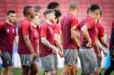 Madrid, İspanya - 01 Mayıs 2019: Liverpo'nun antrenman oyuncuları