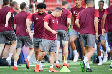 Madrid, İspanya - 01 Mayıs 2019: Liverpo'nun antrenman oyuncuları