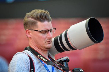 Madrid, İspanya - 01 Mayıs 2019: Fotoğraf makinesi yle fotoğraf makinesi çekimleri  