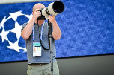 Madrid, İspanya - 01 Mayıs 2019: Fotoğraf makinesi yle fotoğraf makinesi çekimleri  