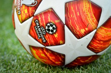 Madrid, İspanya - 01 Mayıs 2019: Şampiyonlar Ligi resmi topu 