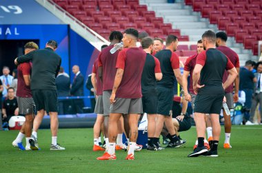 Madrid, İspanya - 01 Mayıs 2019: Liverpo'nun antrenman oyuncuları