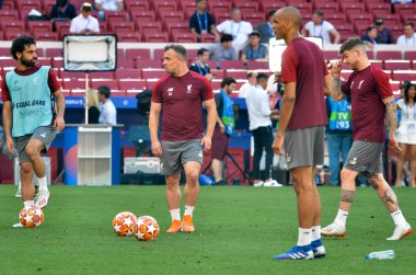 Madrid, İspanya - 01 Mayıs 2019: Liverpo'nun antrenman oyuncuları