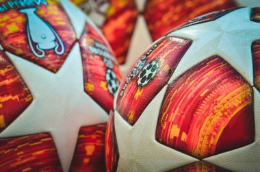 Madrid, İspanya - 01 Mayıs 2019: Şampiyonlar Ligi resmi topu 