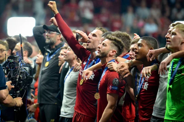 Madrid, Spanje-01 mei 2019: Liverpool spelers vieren hun w — Stockfoto