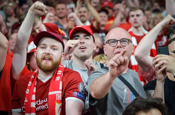 Madryt, Hiszpania-01 maj 2019: fani Liverpoolu i widzowie Celeb — Zdjęcie stockowe