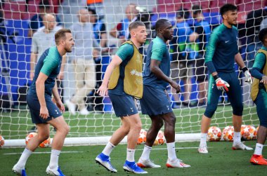 Madrid, İspanya - 01 Mayıs 2019: Tottenh'in antrenman oyuncuları