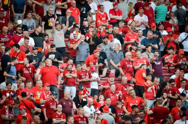 Madrid, İspanya - 01 Mayıs 2019: Liverpool taraftarları tribünde