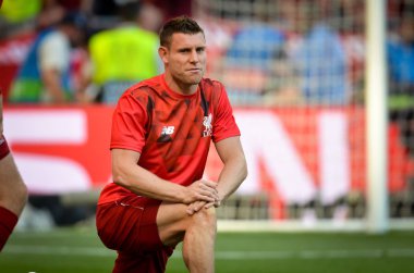 Madrid, İspanya - 01 Mayıs 2019: James Milner Uefa sırasında oyuncu