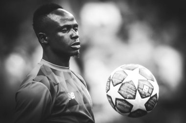 Madrid, İspanya - 01 Mayıs 2019: Sadio Mane futbolcu Uefa C
