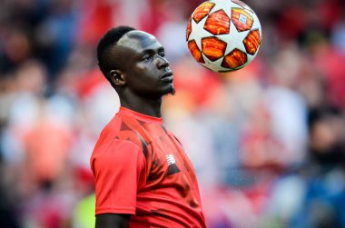 Madrid, İspanya - 01 Mayıs 2019: Sadio Mane futbolcu Uefa C