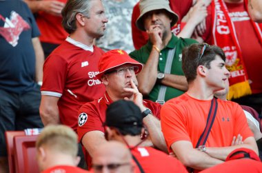 Madrid, İspanya - 01 Mayıs 2019: Liverpool taraftarları tribünde