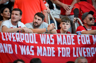 Madrid, İspanya - 01 Mayıs 2019: Liverpool taraftarları tribünde