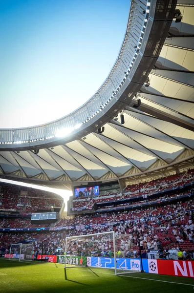 Madrid, Spain - 01 MAY 2019: General view of the Wanda Metropoli — Stock Photo, Image