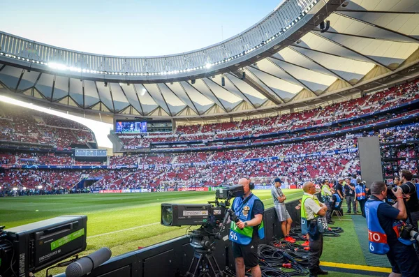 Madrid, spanien - 01 mai 2019: allgemeine ansicht der metropolen wanda — Stockfoto