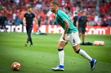 Madrid, İspanya - 01 Mayıs 2019: Toby Alderweireld Uefa C