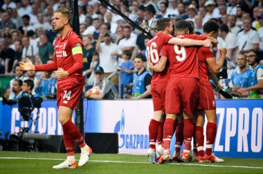Madrid, İspanya - 01 Mayıs 2019: Mohamed Salah ve Liverpool takımı ce